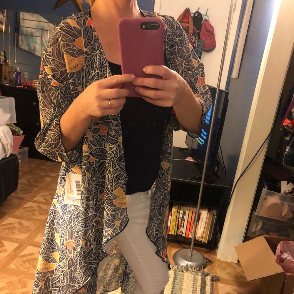 Lularoe Shirley new with tags